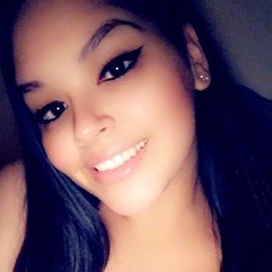 Meet your Posher, Isabel